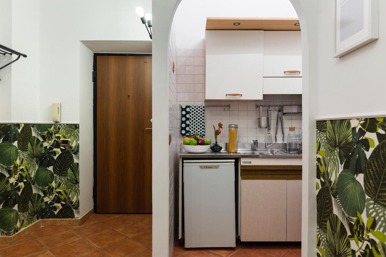 Monti Jungle Apartment - Urbana Rome Exterior photo